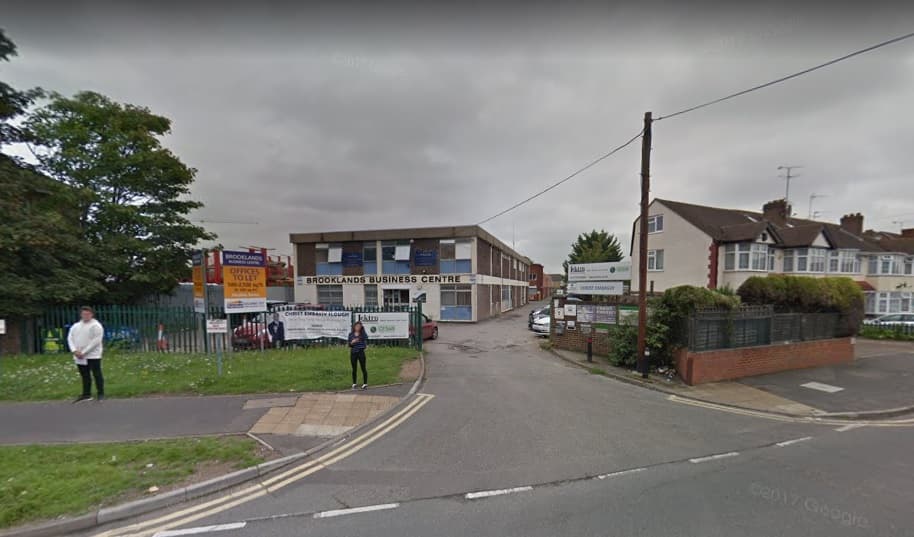 Slough (London) Driving Test Centre: The Complete Local Guide